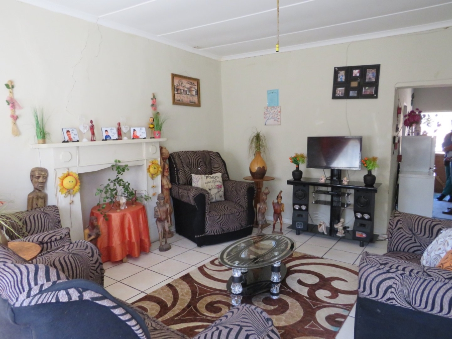 5 Bedroom Property for Sale in Colesberg Northern Cape